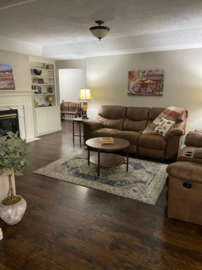 Brookdale Meadows Farmhouse Cutie